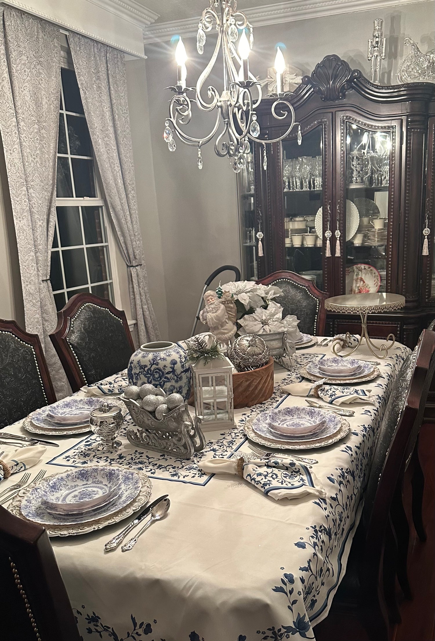 Casual and Classic Tablescapes